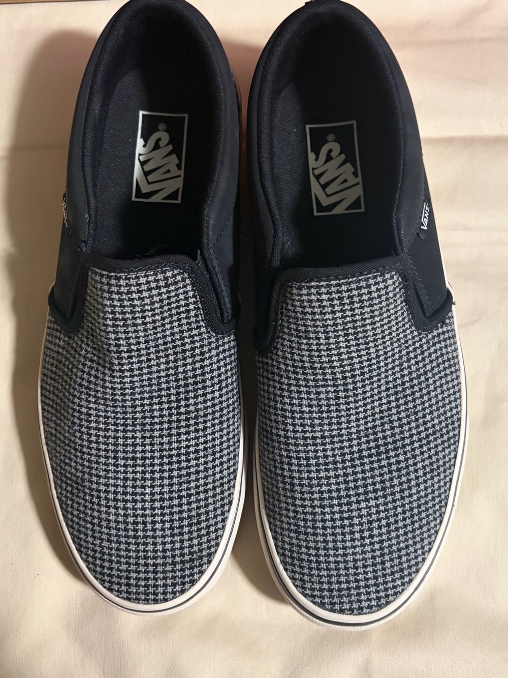 Vans Men’s Slip-On Loafers - Black and Gray Houndstooth